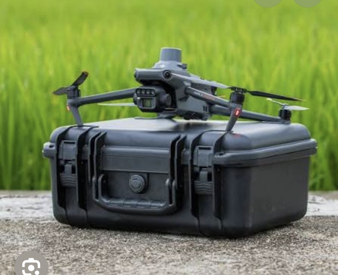 DJI Mavic mapping a farm field